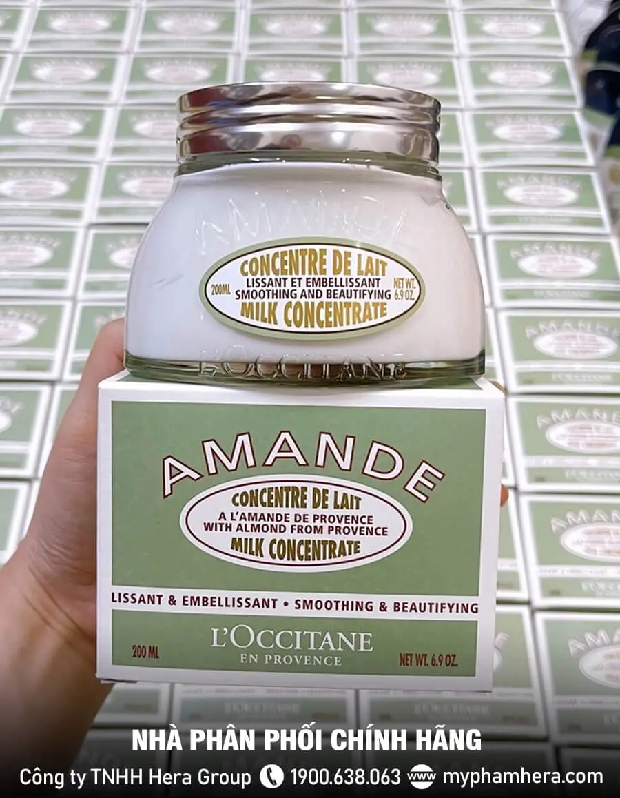 Kem dưỡng thể L’Occitane Almond Milk Concentrate